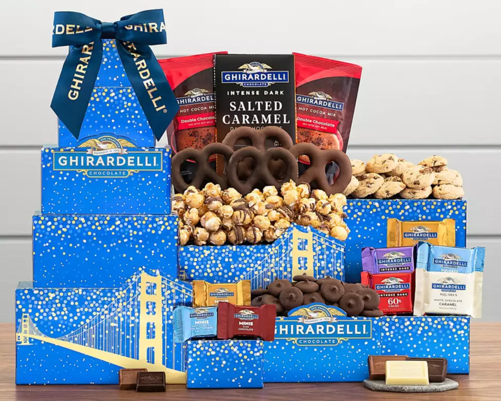 Deluxe Ghirardelli Tower