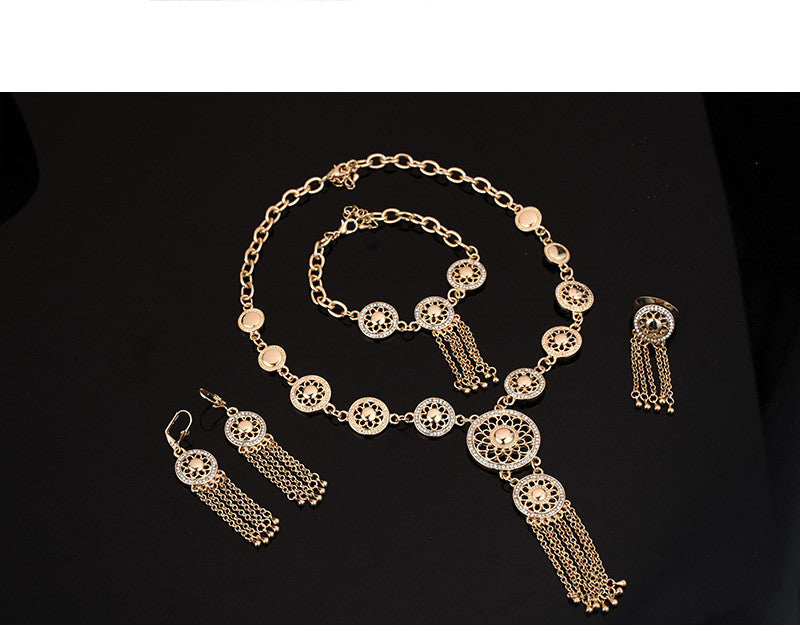 European And American Party Ladies Jewellery Set Image