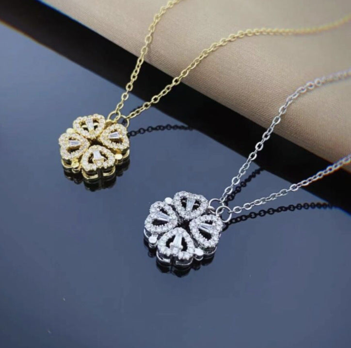 Retro Magnetic Folding Heart Shaped Four Leaf Clover Pendant Necklace Women Love Clavicle Chain Gifts Openable Choker Jewelry Image