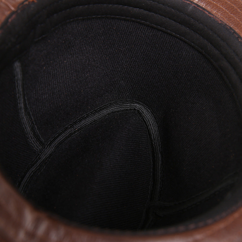 Men's And Women's Cowhide Hats With Big Eaves On The Street