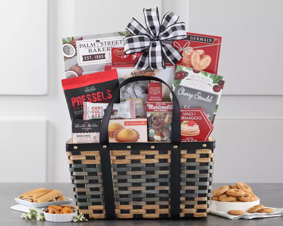 The Newporter Gift Basket